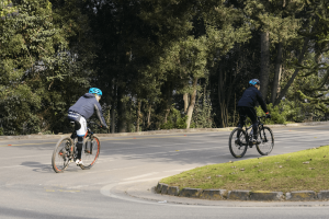 Bike trails to explore in Santiago and its surroundings